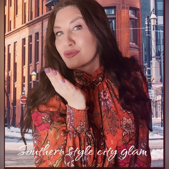 Pop up show! Unlisted and listed items! Like & share - Picture 4 of 7